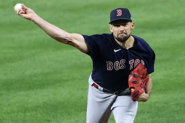 BALTIMORE, MARYLAND - SEPTEMBER 29: Starting pitcher Nathan Eovaldi #17 of the Boston Red Sox throws to a Baltimore Orioles batter in the second inning at Oriole Park at Camden Yards on September 29, 2021 in Baltimore, Maryland. Rob Carr/Getty Images/AF