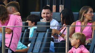 FORT LAUDERDALE, FLORIDA - JULY 17: Lionel Messi #10 of Inter Miami reacts during the first half of a game against Toronto FC at Chase Stadium on July 17, 2024 in Fort Lauderdale, Florida.   Megan Briggs/Getty Images/AFP (Photo by Megan Briggs / GETTY IMAGES NORTH AMERICA / Getty Images via AFP)